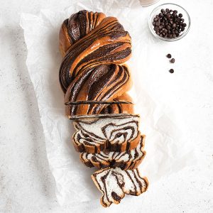 CHOCOLATE BABKA